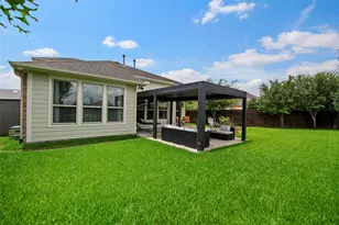 24734 Emerald Pool Falls Dr, Tomball, TX 77375 - Photo 16
