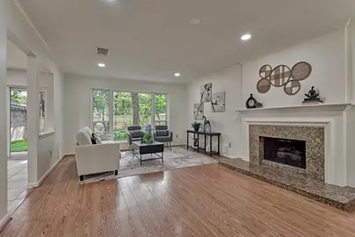 71 Breezy Point Place, The Woodlands, TX 77381 - Photo 10
