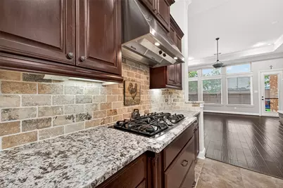 7802 Mesquite Hill Lane, Richmond, TX 77469 - Photo 18