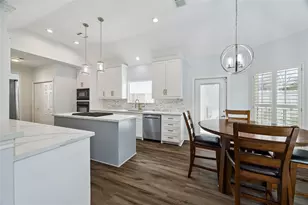 1438 Waseca St, Houston, TX 77055 - Photo 10