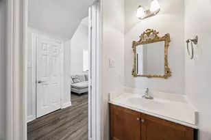 1438 Waseca St, Houston, TX 77055 - Photo 16