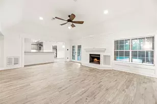 5903 Echo Lake Ln, Houston, TX 77069 - Photo 12