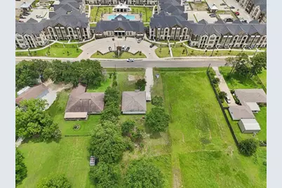 906 South Road, Baytown, TX 77521 - Photo 30