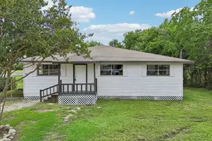 906 S Rd, Baytown, TX 77521 - Photo 22