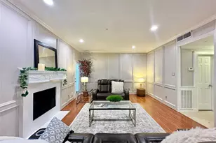 2514 Nantucket Dr, Houston, TX 77057 - Photo 2