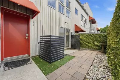 1330 Rosalie Street, Houston, TX 77004 - Photo 2