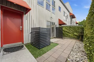 1330 Rosalie St, Houston, TX 77004 - Photo 2