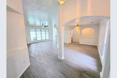 4018 Crystal Lake Circle N, Pearland, TX 77584 - Photo 6