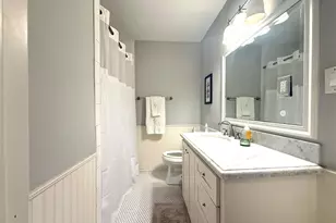 1434 Glourie Dr, Houston, TX 77055 - Photo 8