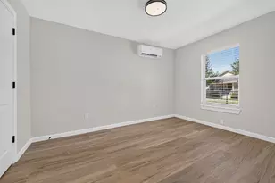 908 1/2 Jewett St, Houston, TX 77009 - Photo 10