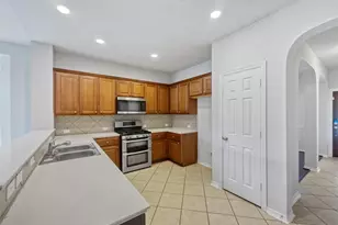 11407 Morning Brook Dr, Pearland, TX 77584 - Photo 8