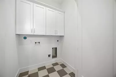 1110 Peden Street #A, Houston, TX 77006 - Photo 32