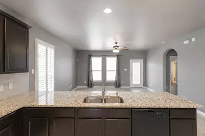 2507 Galley Ridge Drive, Texas City, TX 77568 - Photo 4
