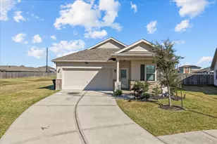 503 Thunder Cloud Dr, Baytown, TX 77523 - Photo 1