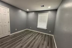 2925 17th St, Port Arthur, TX 77642 - Photo 12