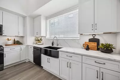 1618 Ojeman Road #A, Houston, TX 77055 - Photo 10