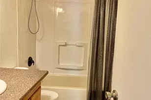 11907 E Marsham Cir, Houston, TX 77066 - Photo 8