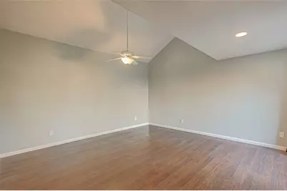 2107 Shadowbriar Drive, Houston, TX 77077 - Photo 10