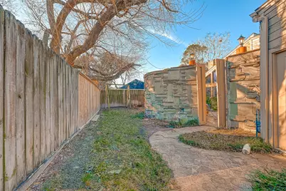 2107 Shadowbriar Drive, Houston, TX 77077 - Photo 22