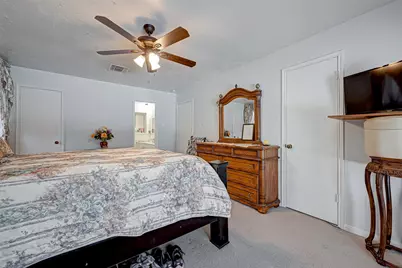 2307 Oakview Drive, Missouri City, TX 77459 - Photo 20