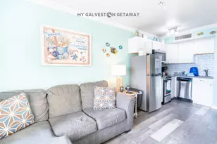 6300 Seawall Blvd, Galveston, TX 77551 - Photo 4