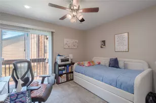 2521 Crosstimbers St, Huntsville, TX 77320 - Photo 12