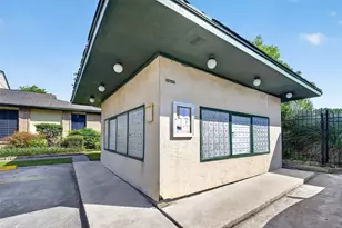 1516 Bay Area Blvd, Houston, TX 77058 - Photo 22