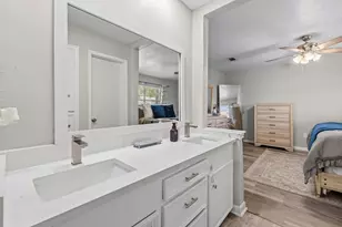 3700 Kingsway Dr, Baytown, TX 77521 - Photo 16