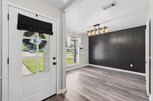 3700 Kingsway Dr, Baytown, TX 77521 - Photo 4