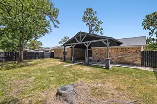 3700 Kingsway Dr, Baytown, TX 77521 - Photo 28