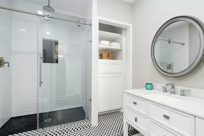 5022 Lindsay Street, Houston, TX 77023 - Photo 16