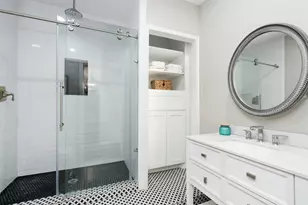 5022 Lindsay St, Houston, TX 77023 - Photo 16