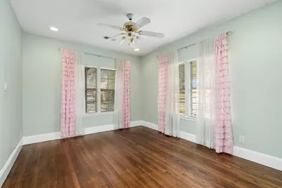 5022 Lindsay Street, Houston, TX 77023 - Photo 14