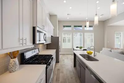 4450 W Tidwell Road #I, Houston, TX 77091 - Photo 8