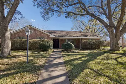 18335 Hereford Lane, Nassau Bay, TX 77058 - Photo 1