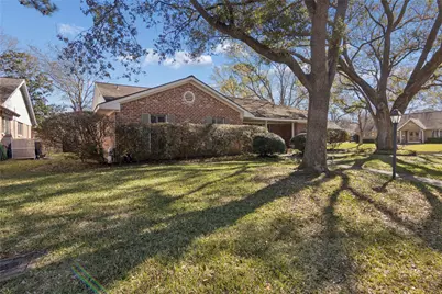 18335 Hereford Lane, Houston, TX 77058 - Photo 2