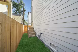615 Wendel St, Houston, TX 77009 - Photo 6