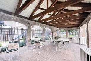 3900 Woodchase Dr, Houston, TX 77042 - Photo 16