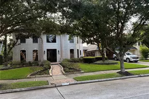 3014 Acorn Wood Way, Houston, TX 77059 - Photo 2