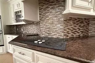 14122 Champion Village Dr, Houston, TX 77069 - Photo 20