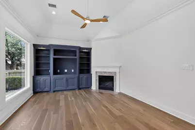 2 Argonne Place, The Woodlands, TX 77382 - Photo 16