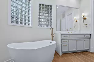 2 Argonne Pl, The Woodlands, TX 77382 - Photo 24