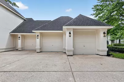 2 Argonne Place, The Woodlands, TX 77382 - Photo 38