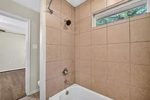7002 Leader St, Houston, TX 77074 - Photo 26