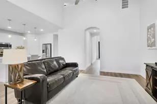 440 Flowering Lotus Ct, Conroe, TX 77318 - Photo 12