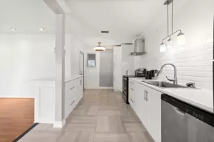 2824 Briarhurst Dr, Houston, TX 77057 - Photo 4