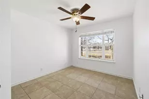 201 Green Oaks Loop, Fredericksburg, TX 78624 - Photo 4