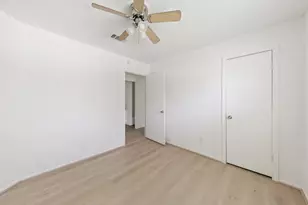 700 Lyle W Ave, Cleveland, TX 77327 - Photo 2