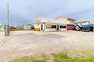 1137 Freeport St, Houston, TX 77015 - Photo 2