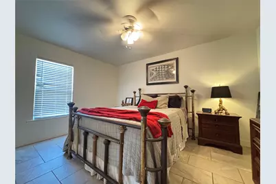 1823 Market Street #B, Galveston, TX 77550 - Photo 12